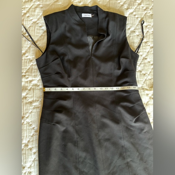 Calvin Klein Black Dress, Front Slit, Side Zip, Perfect‎ Little Black Dress 12 - Picture 8 of 9
